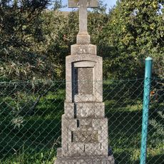 Kříž v Pocinovicích v zahradě čp. 36