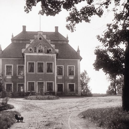 Karuna manor