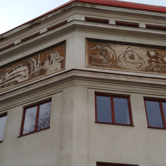 Sgraffito on SPŠ strojní a elektronická