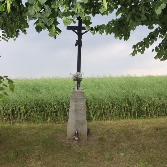 Kříž u cesty u Budkova