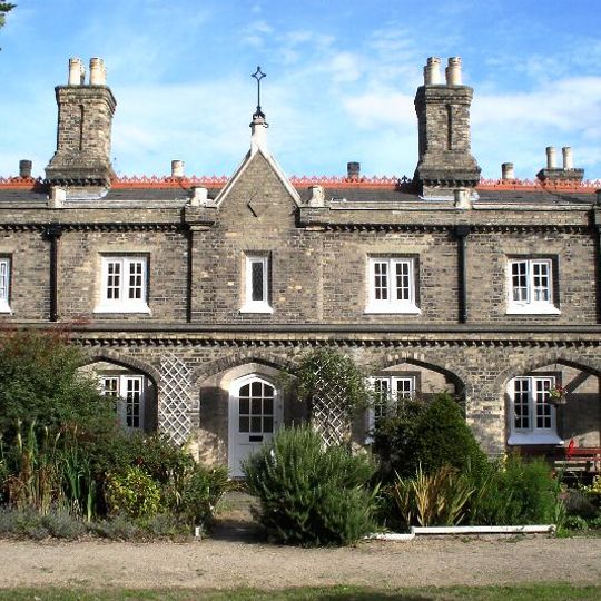 Free Watermen and Lightermen's Almshouses