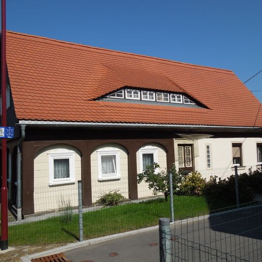 Friedrich-Schneider-Weg 10