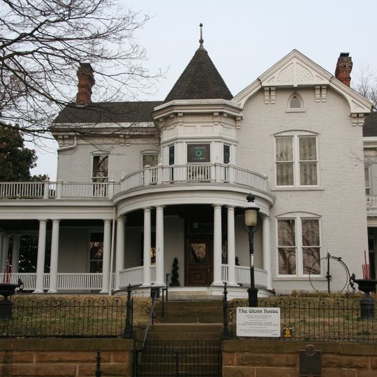 Glenn House