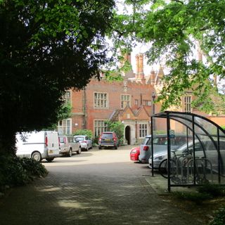 The Abbey (junior School)