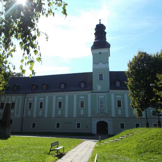 Dubnický kaštieľ, kaštieľ