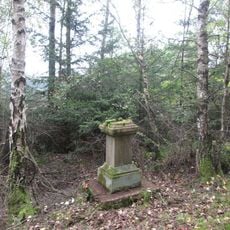 Kříž západně od Doubravického vrchu