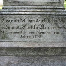 Boží muka před kaplí Navštívení Panny Marie v Rýmařově