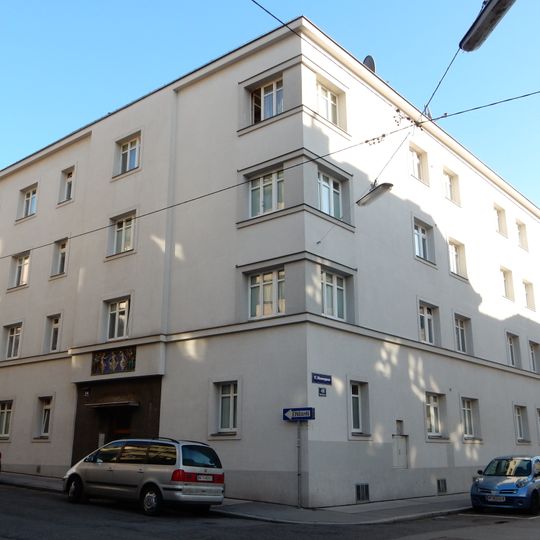 Wohnhausanlage der Gemeinde Wien Weidmanngasse 14
