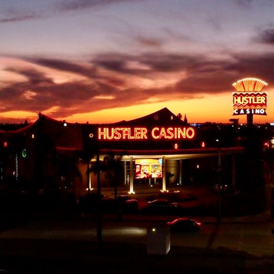 Hustler Casino