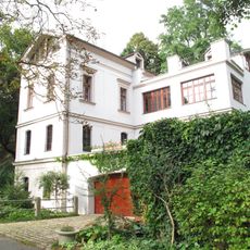 U Českých loděnic 12