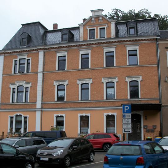 Mietshaus in halboffener Bebauung Gartenstraße 11
