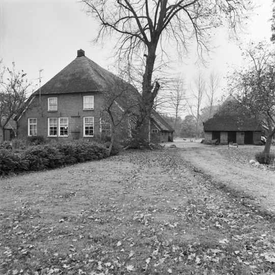 Middendorp 2, Oosterhesselen