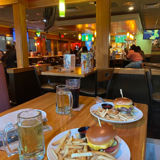 Applebee's Grill + Bar