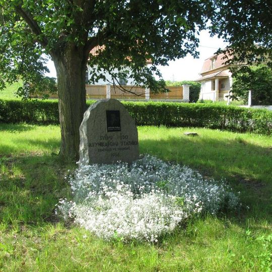 Památník na Antonína Švehlu ve Vochově