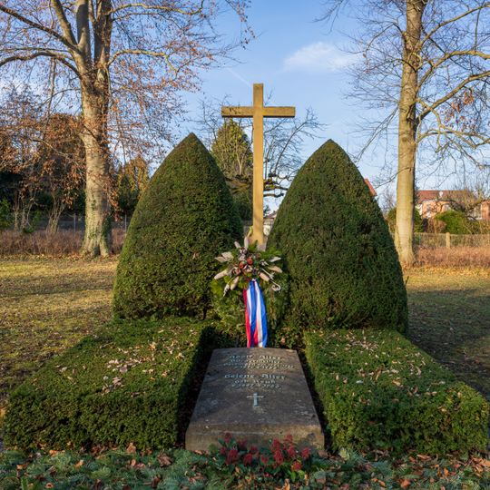 Ehrengrab Adolf Alter