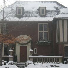 2011 Willistead Crescent