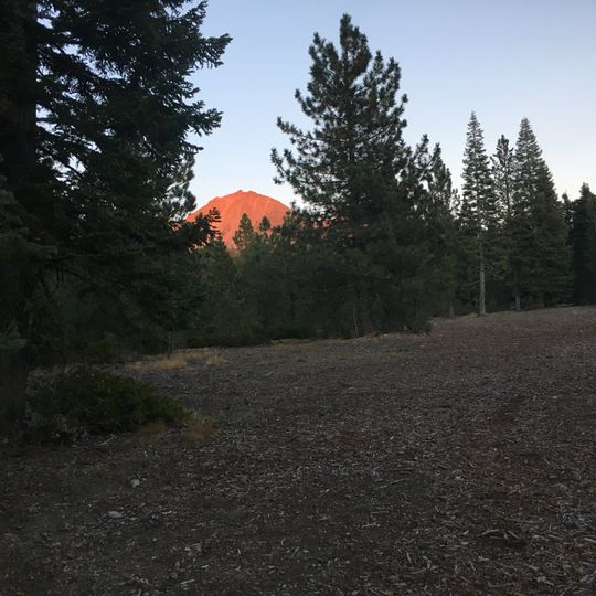 Manzanita Lake Campgound