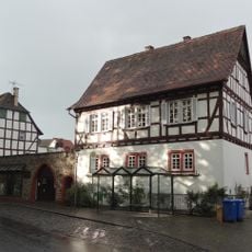 Heinrich-Neeb-Straße 16