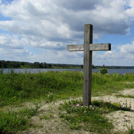 Aizkraukles viduslaiku kapsēta ar baznīcas vietu