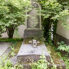 Grave of Harlé-Jauge