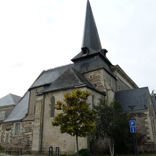 Église Saint-Pierre de Brain-sur-l'Authion