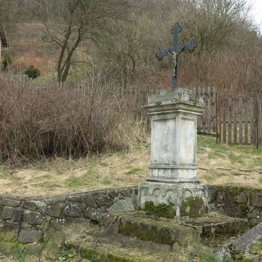 Kříž u léčebny v Ryjicích