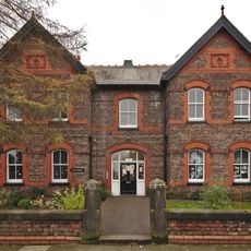 9 New Hall, Longmoor Lane