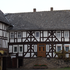 Fachwerkwohnhaus und Wirtschaftsgebäude
