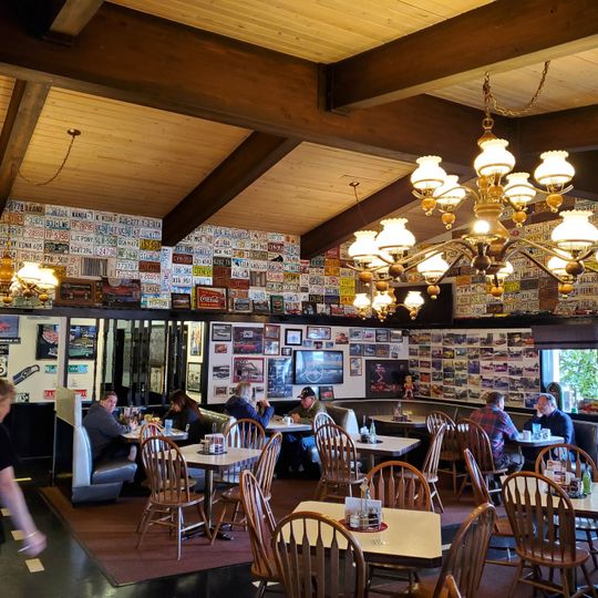 Stuffy's II Restaurant