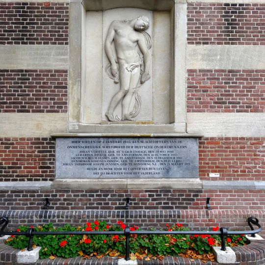 Oorlogsmonument bij de Grote Kerk