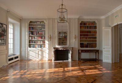 Interior 2