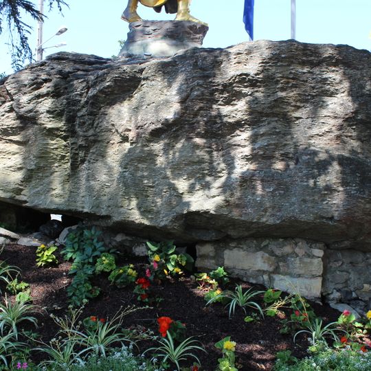 Pierre à cupules de La Verpillère