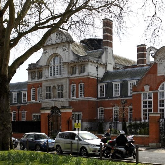 St Paul's Girls' School