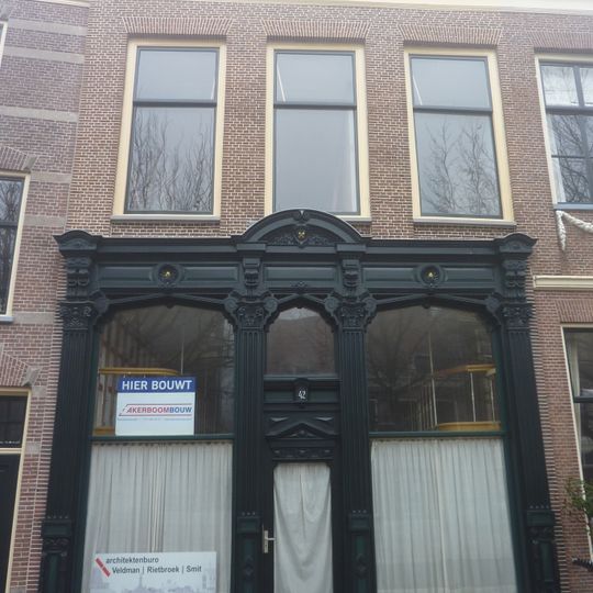 Hooglandse Kerkgracht 42, Leiden