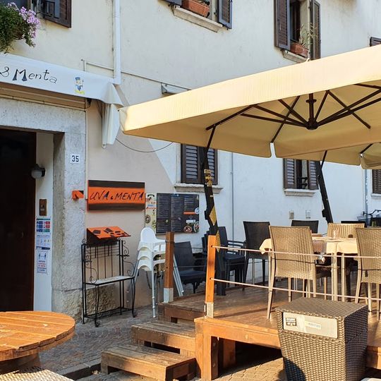 Uva & Menta Café