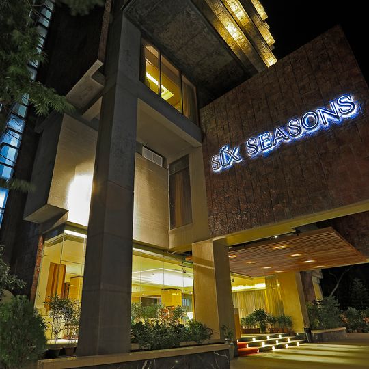 Six Seasons Hotel