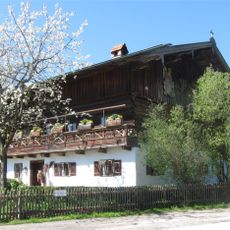 Wilhelm-Leibl-Straße 5