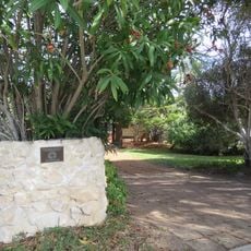 Beach House, Trigg Island