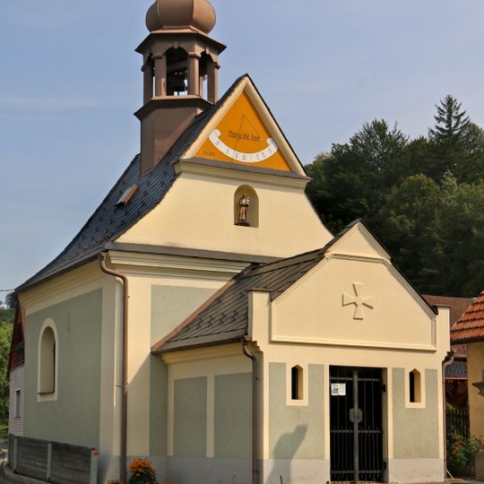 Kaple svatého Víta se sochou Ukřižovaného Ježíše Krista