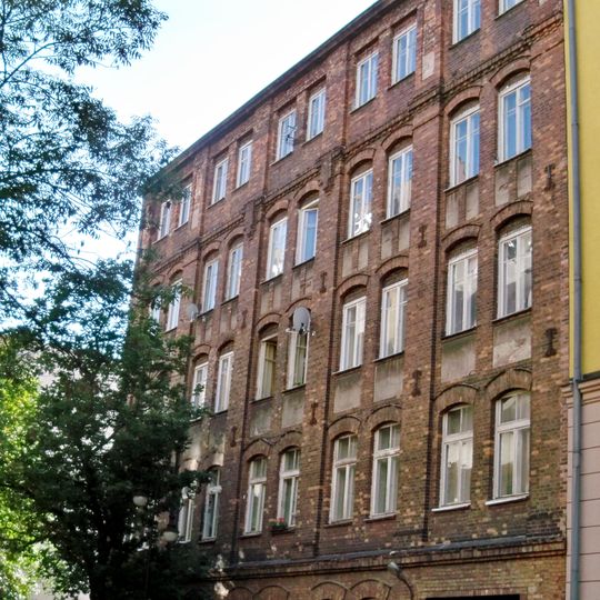 8 Tarczyńska Street in Warsaw