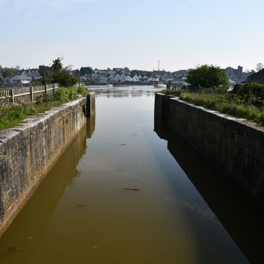 Topsham Lock