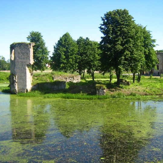 Ruiny budynku pałacowego I i II, lata 1519-1531