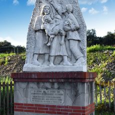Monumento ai caduti nel bombardamento del 26 dicembre 1943 alle Cascine