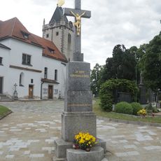 Centrální kříž hřbitova u kostela svatého Gottharda v Budišově