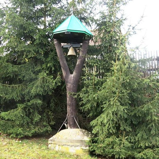 Zvonička v ulici K Pískovně v Hošticích