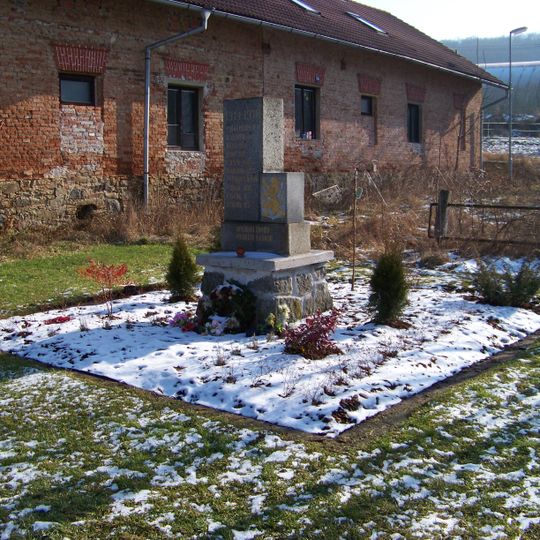 Pomník padlým v Želkovicích