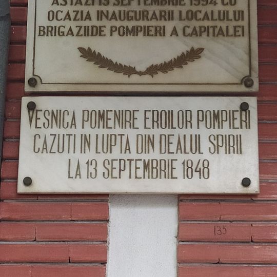 Monumentul Eroilor Pompieri din București