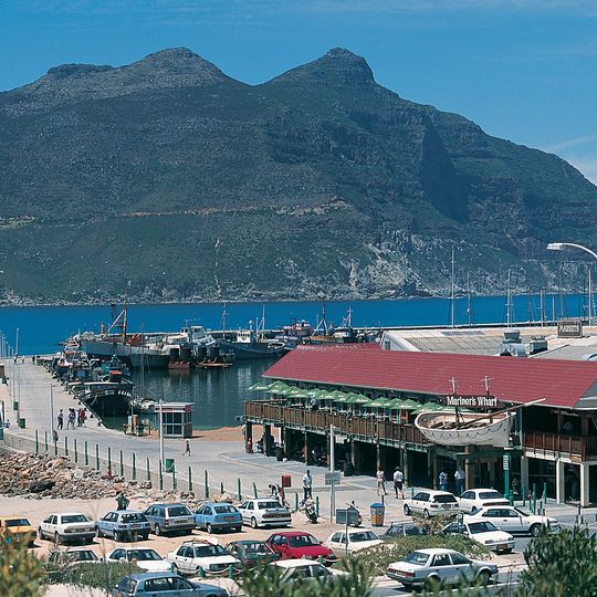 Mariner's Wharf Harbour Front Emporium