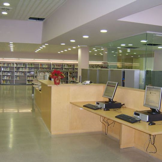 Biblioteca Municipal Joan Petit i Aguilar