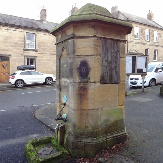 Pant Outside Number 19